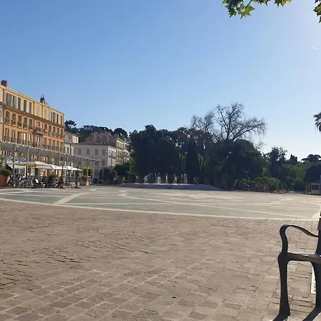 Apartamento Superbe Studio Au Centre Ville + Parking Hyères